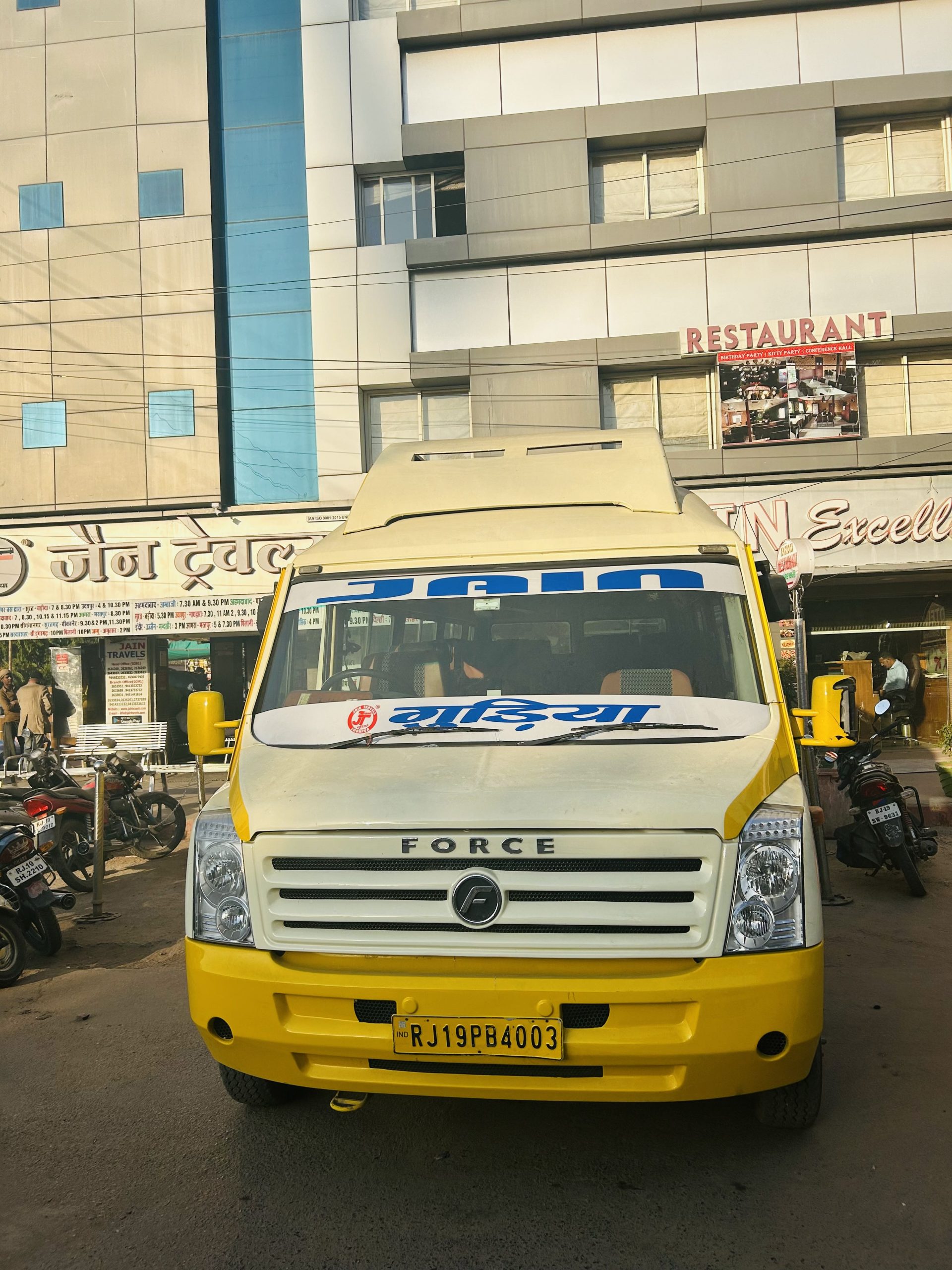 12 Seater Tempo Traveler